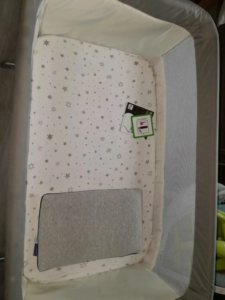 Safety 1st Calidoo bedside me crib - Image 2