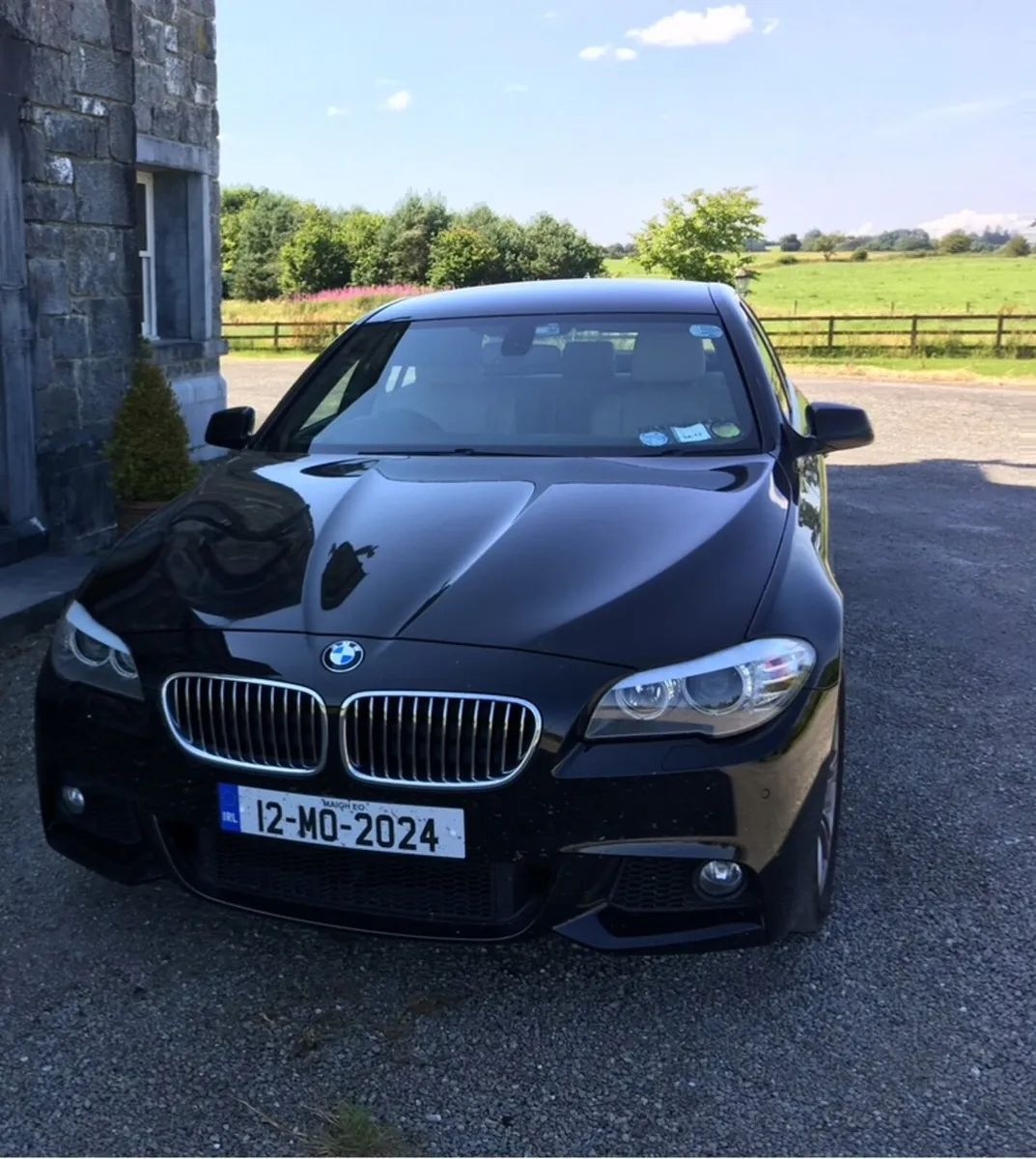 BMW 5-Series 2012 - Image 2