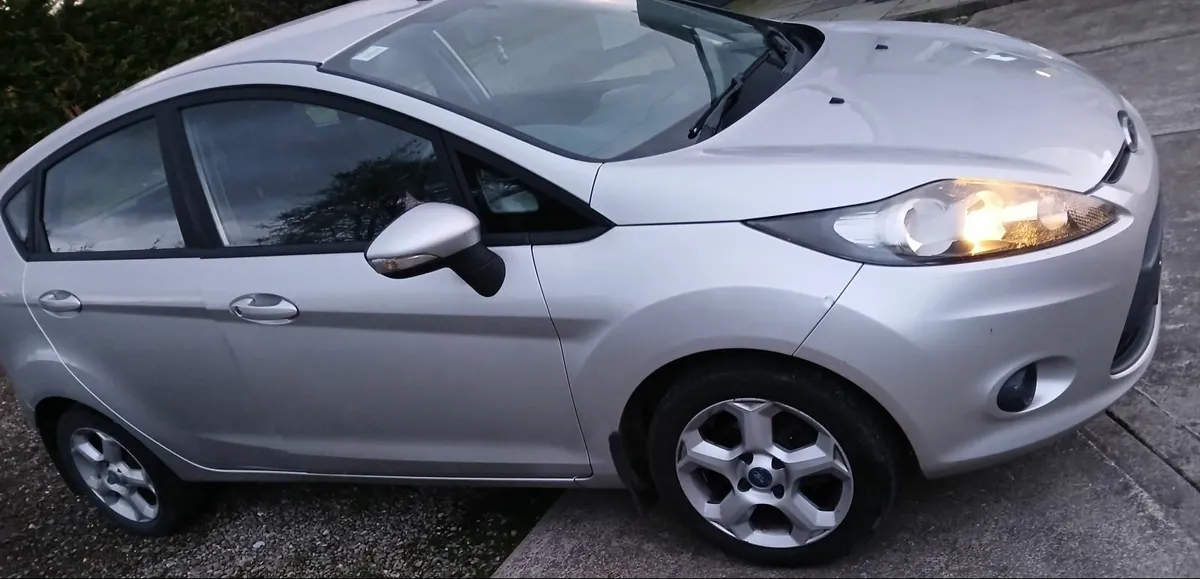 Ford Fiesta 2011 - Image 1