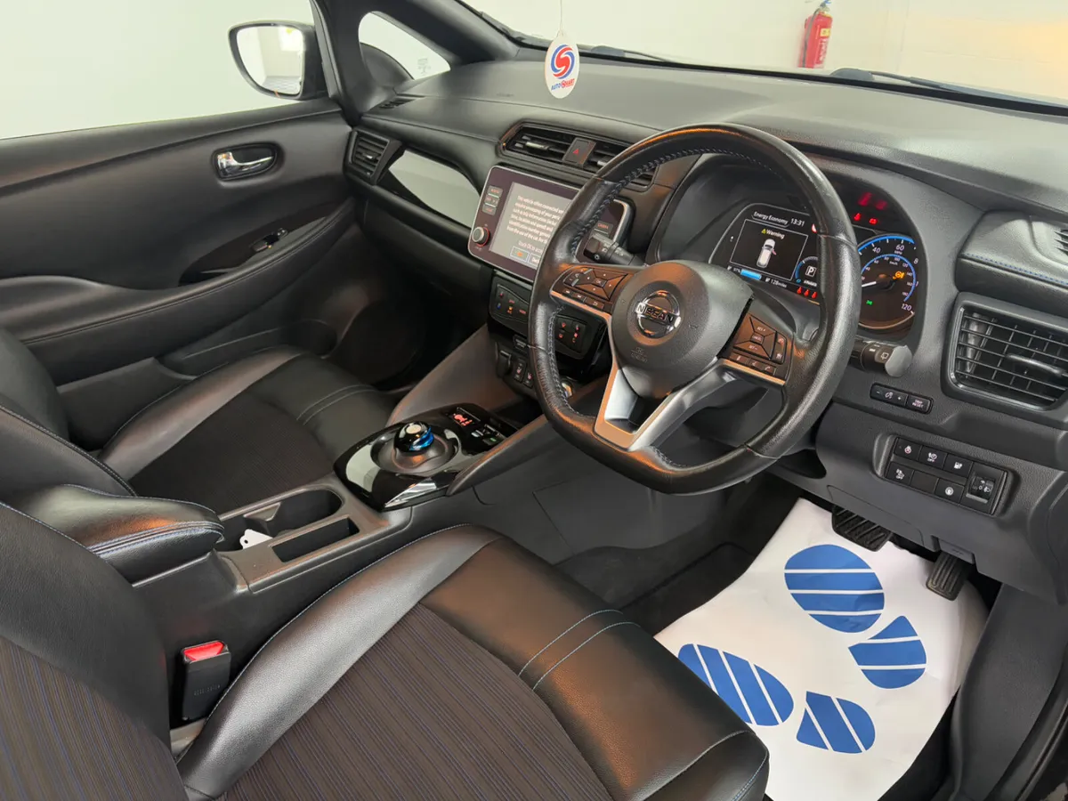 2021 Nissan Leaf N Connecta 40 KWh - Image 3
