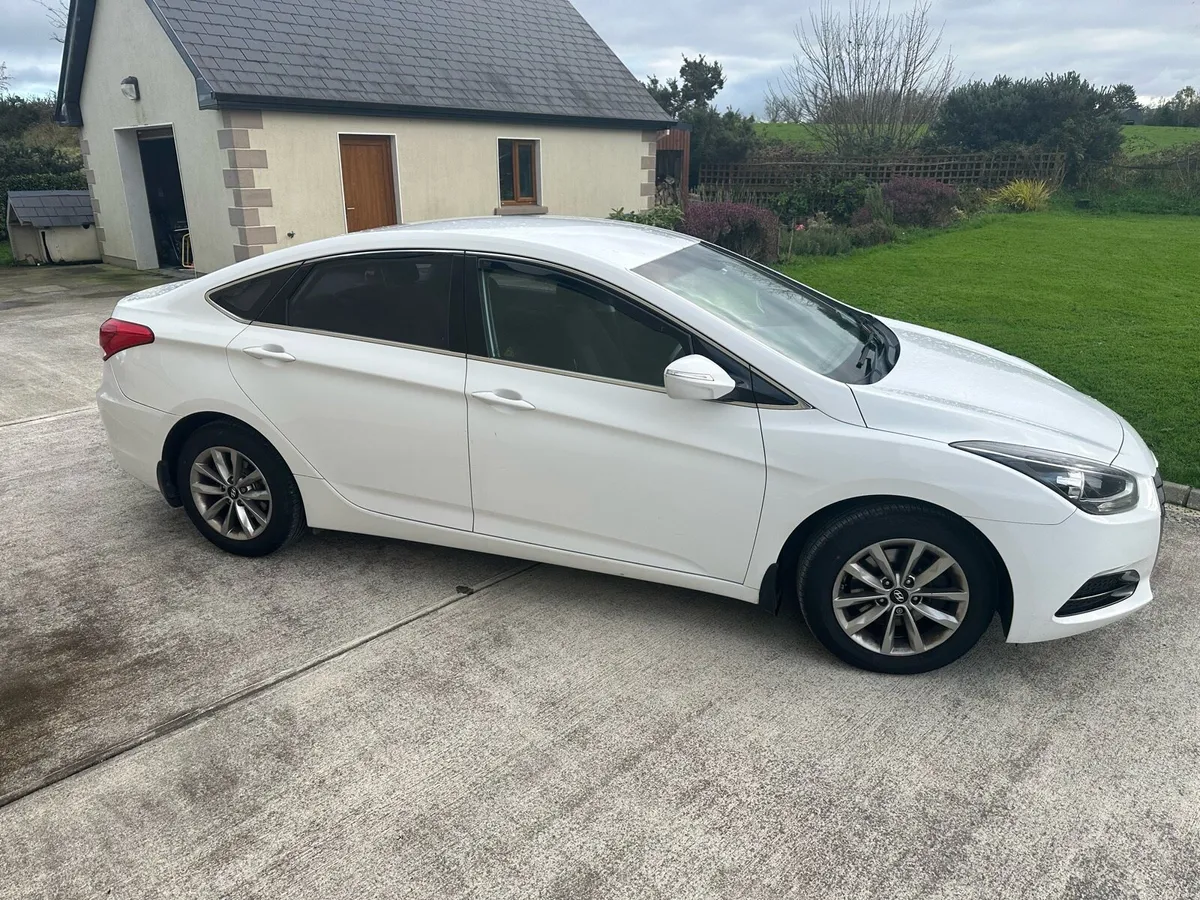 Hyundai i40 2016 - Image 2