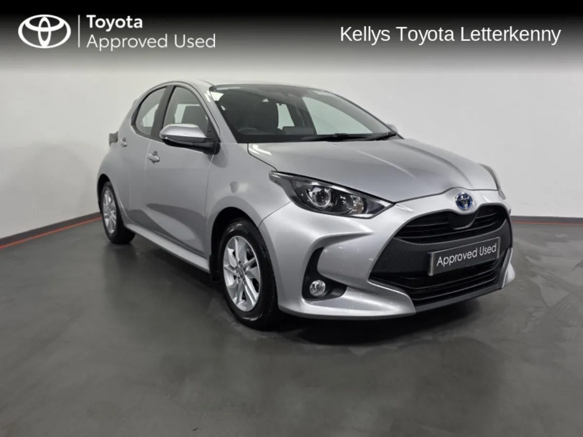 Toyota Yaris YARIS 1.5 HYBRID LUNA #78 - 1 OWNER - - Image 1
