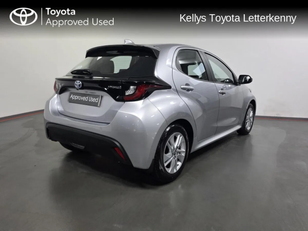 Toyota Yaris YARIS 1.5 HYBRID LUNA #78 - 1 OWNER - - Image 2