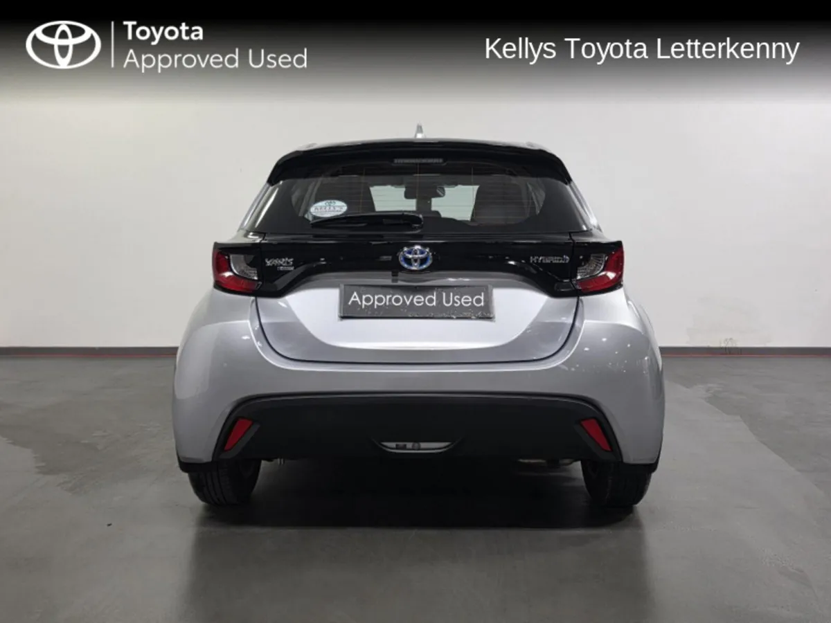 Toyota Yaris YARIS 1.5 HYBRID LUNA #78 - 1 OWNER - - Image 4