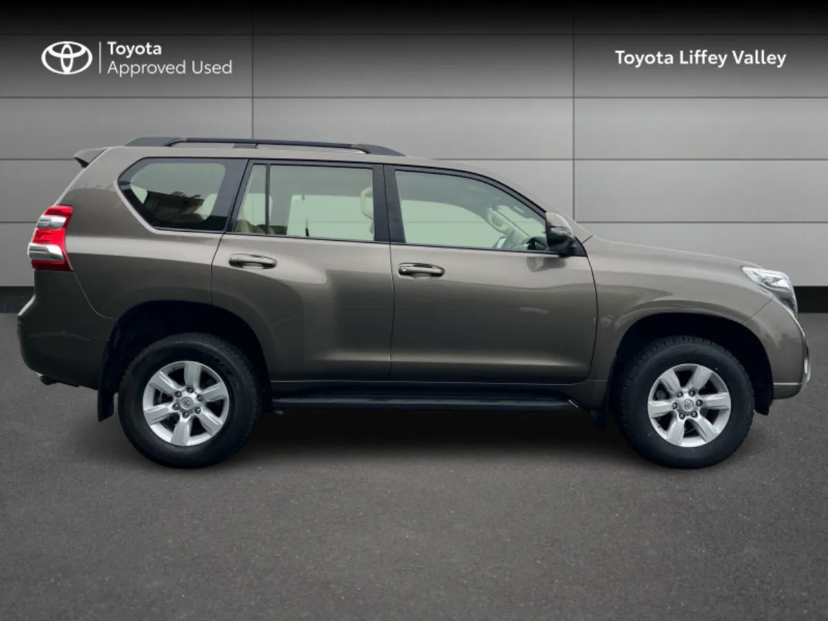 Toyota Land Cruiser LWB BUSINESS AUTO LC 4DR - Image 3