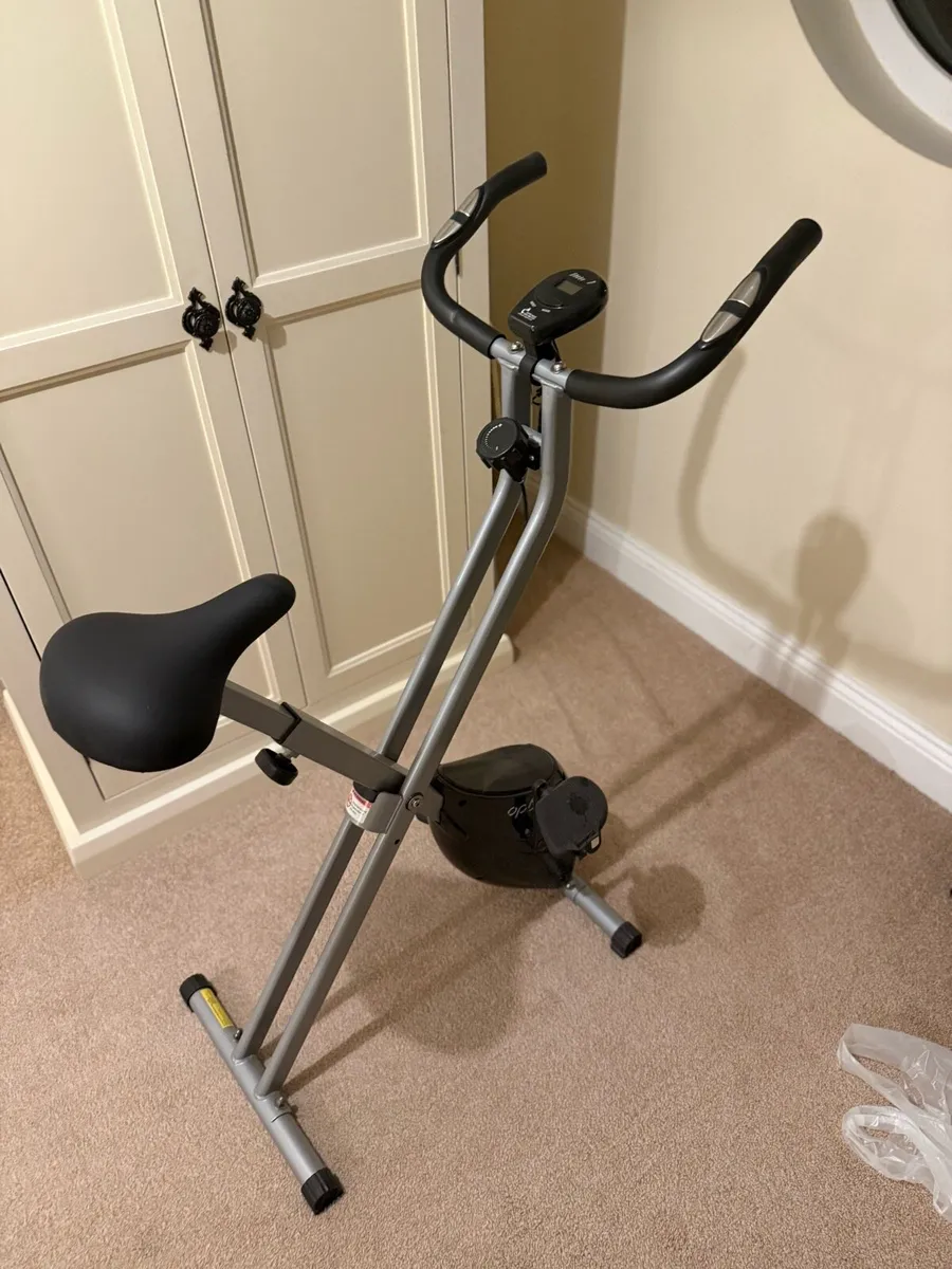 Exercise bike - Image 1