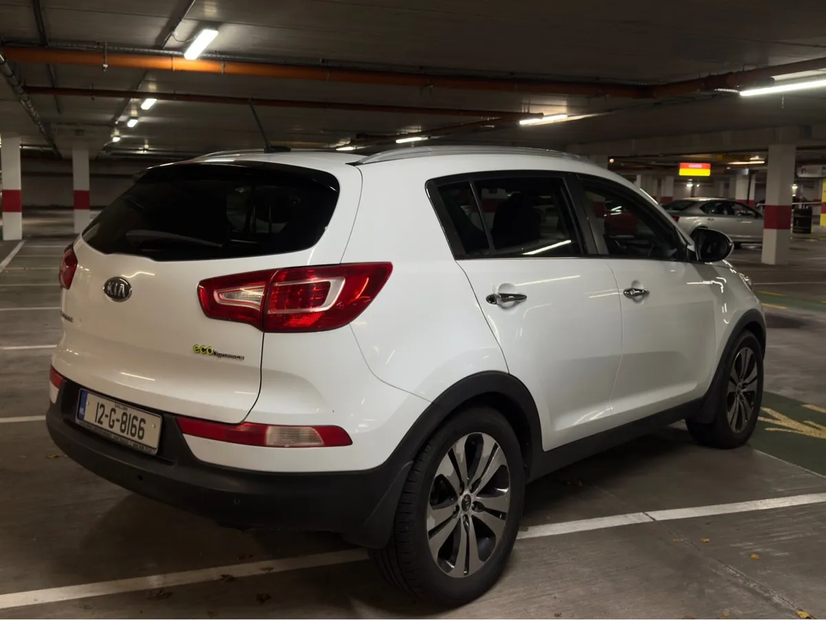 *Nct&Tax* 2012 Sportage 1.6 Diesel Manual - Image 4