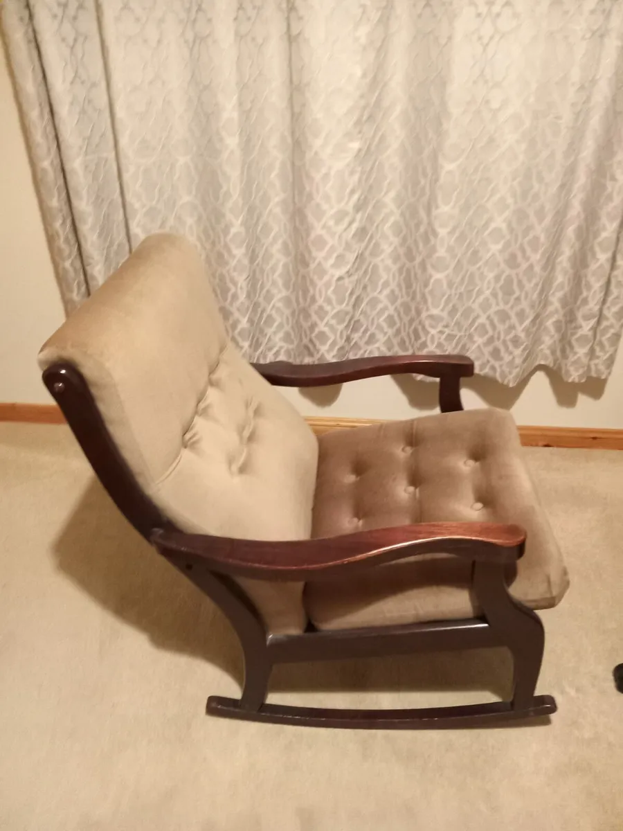 2x rocking chairs - Image 2