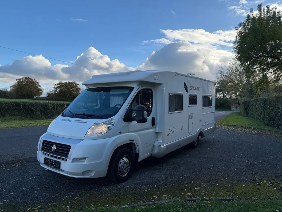 2011 Joint four berth low profile - Image 1