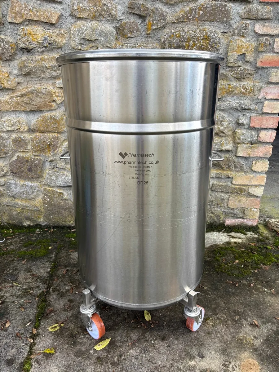 Stainless Steel Tank - Image 1