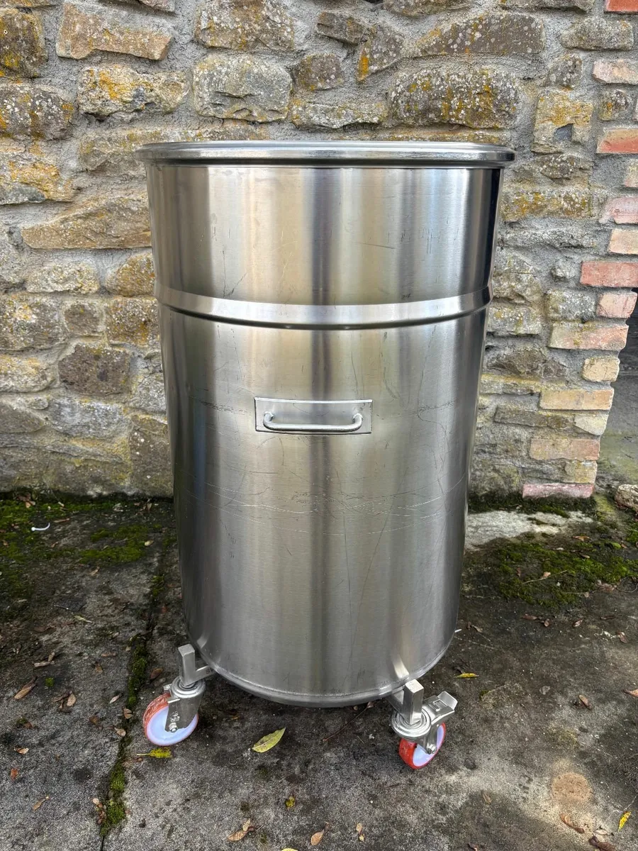 Stainless Steel Tank - Image 2