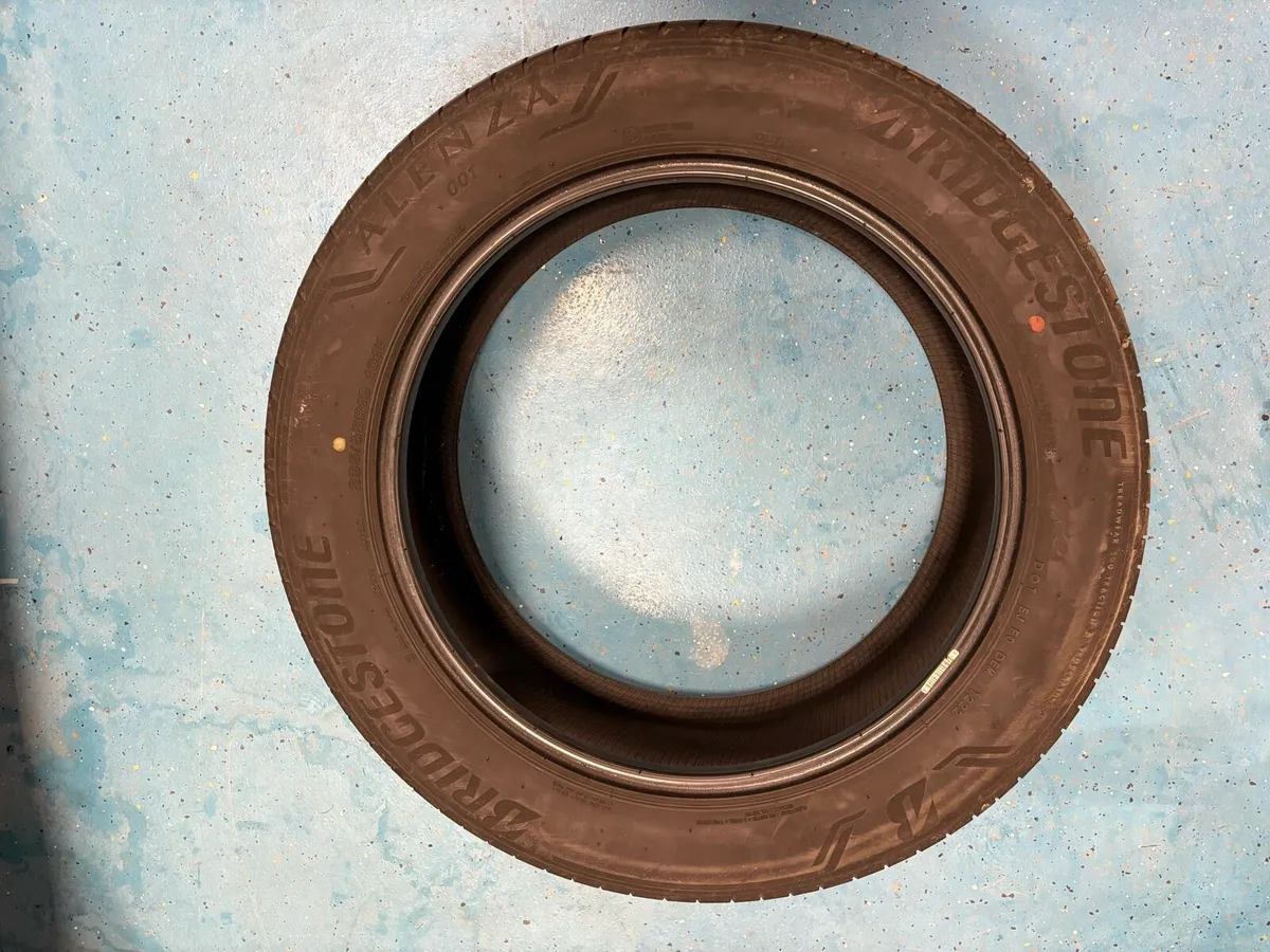 Bridgestone 19” tyres - Image 1