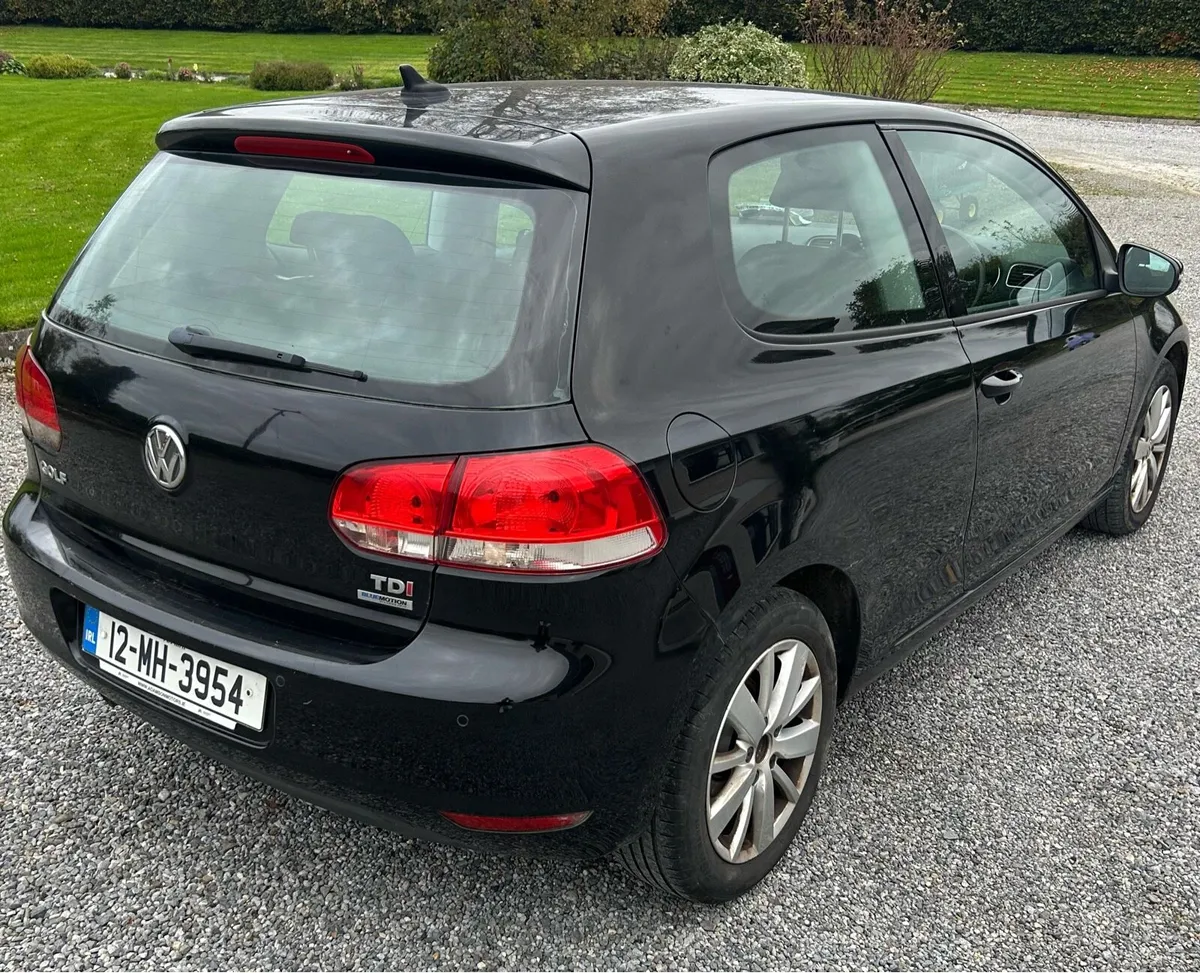 Volkswagen Golf - Image 2