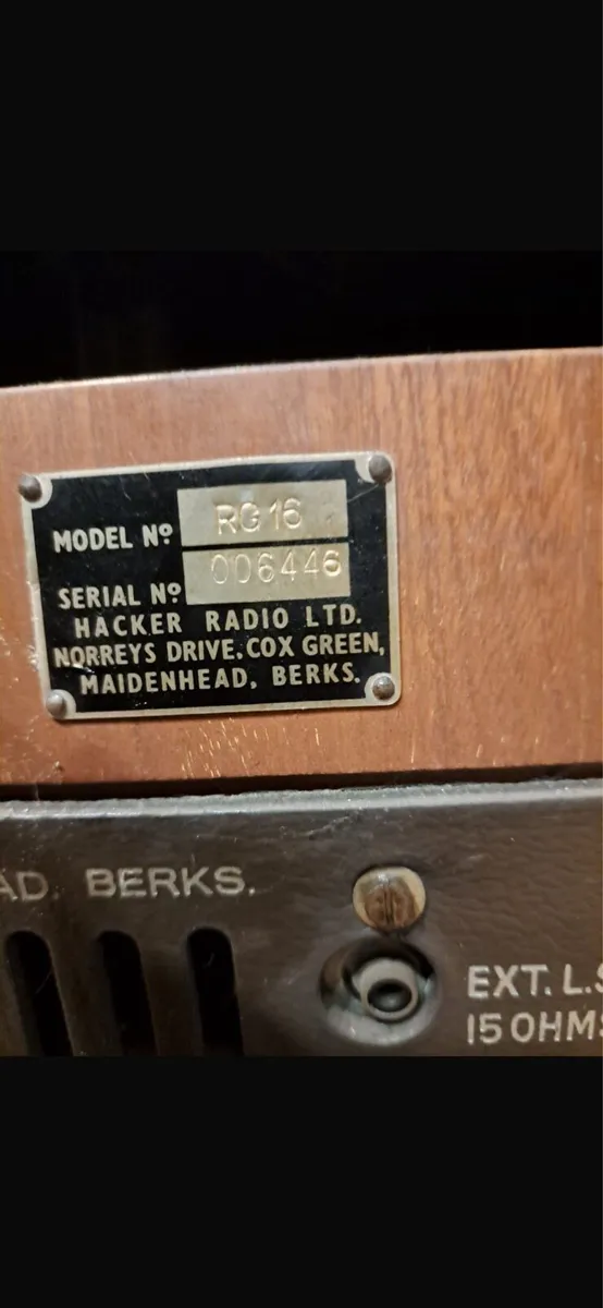 Record player - Image 1