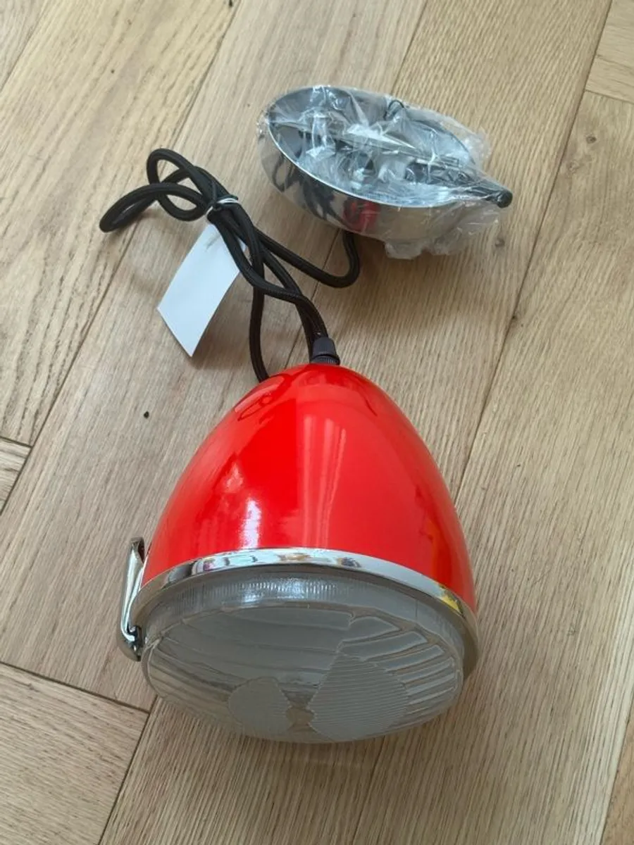 light - Image 2