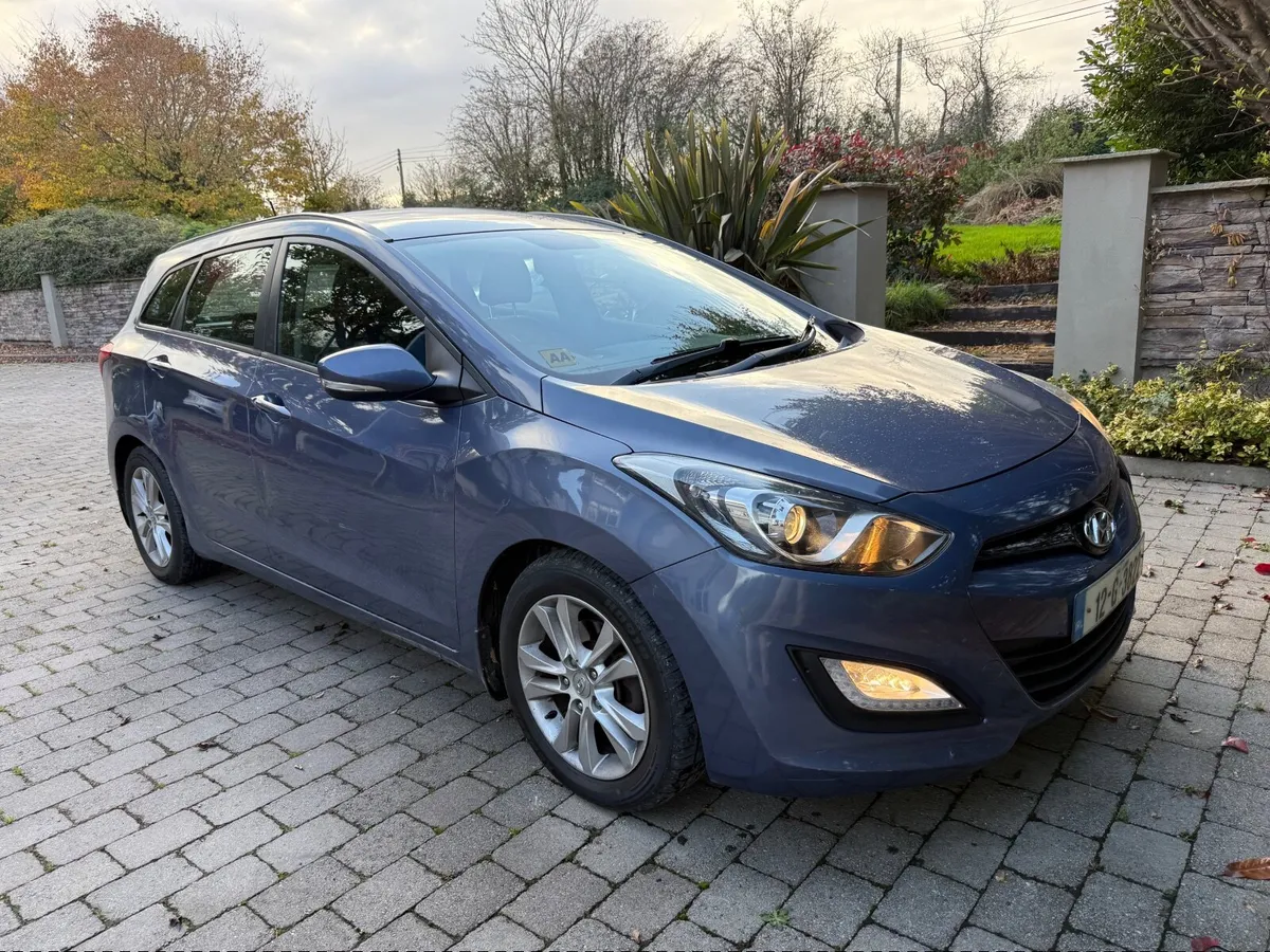 Hyundai i30 2012 Diesel NCT & Tax Elite Plus - Image 2