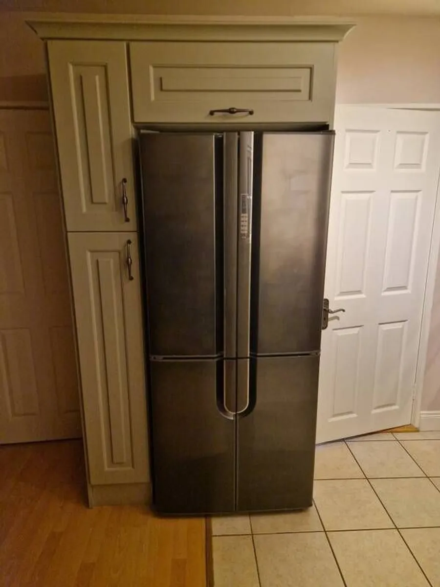 Kitchen Cabinets - Image 3