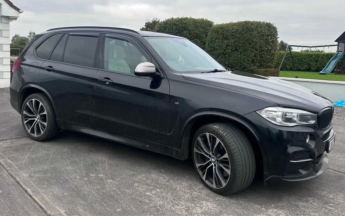 BMW X5 M50  2018 - Image 2