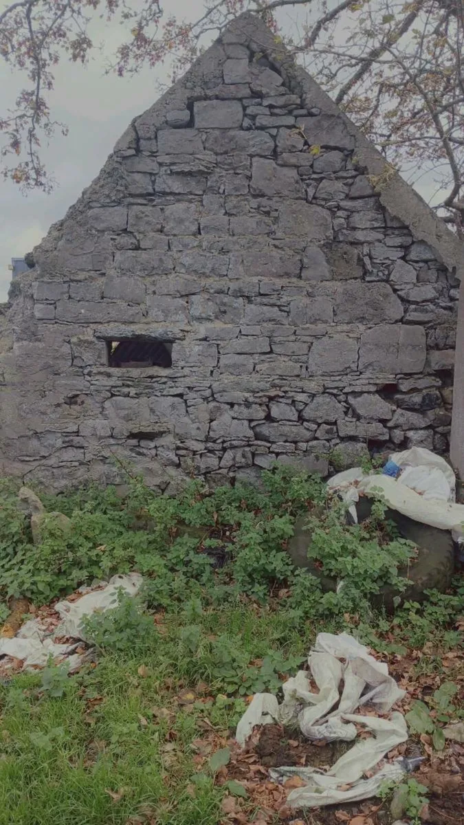 Building stone - Image 1