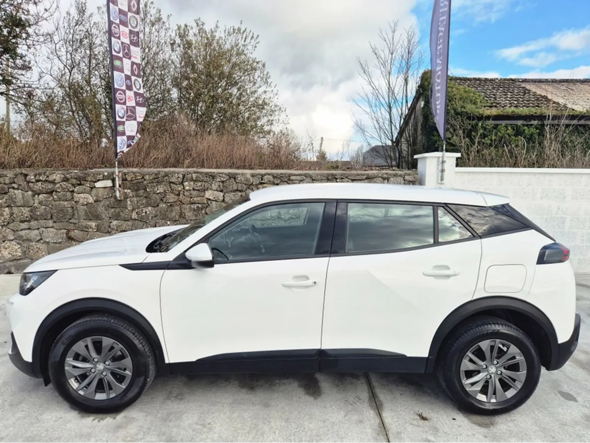 Peugeot 2008 Active 1.2 100 4DR - Image 2