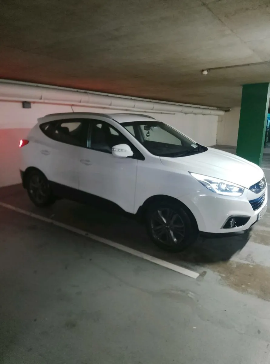 2015 Hyundai iX35 Executive - Image 2