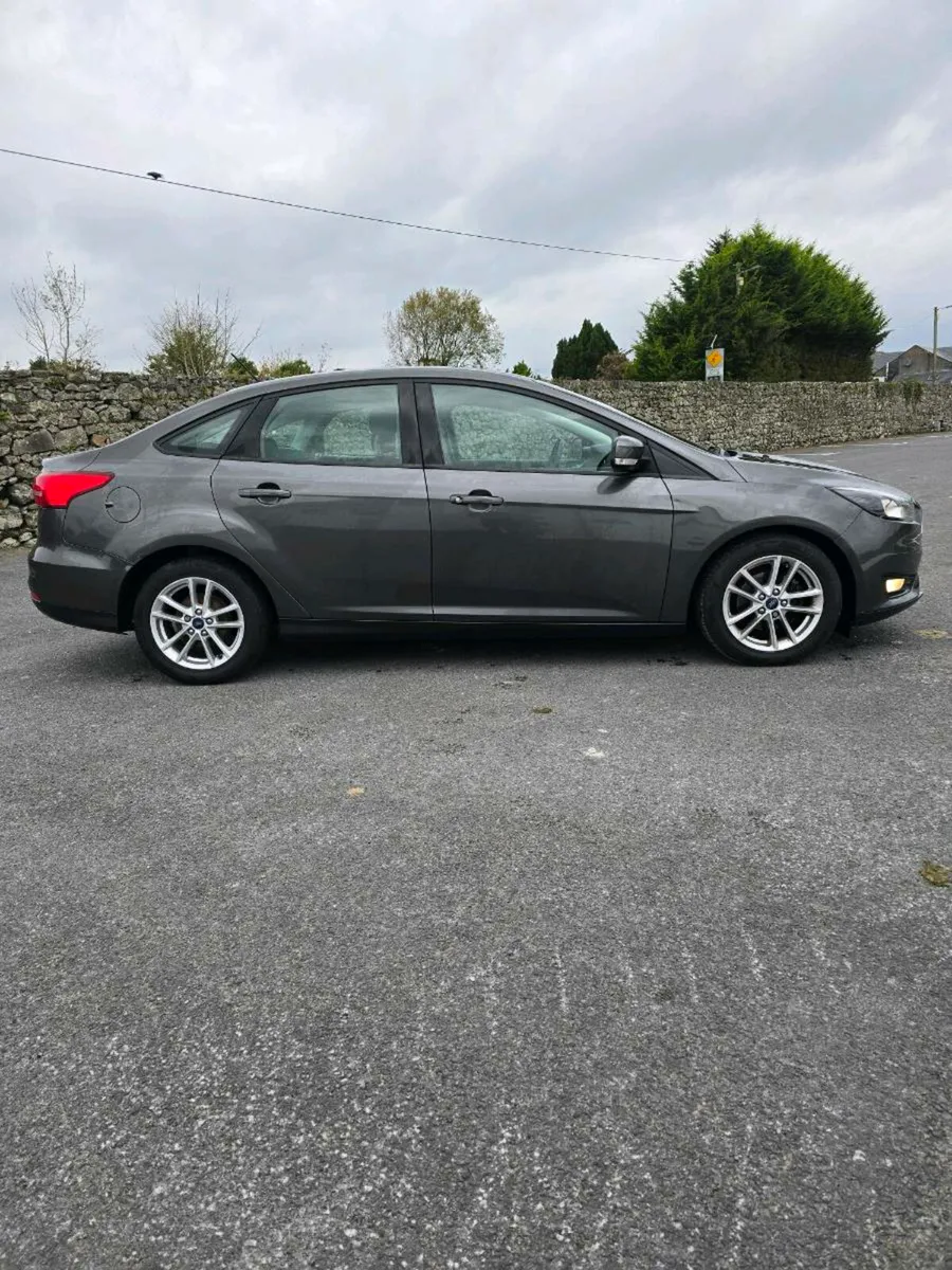 Ford focus - Image 2