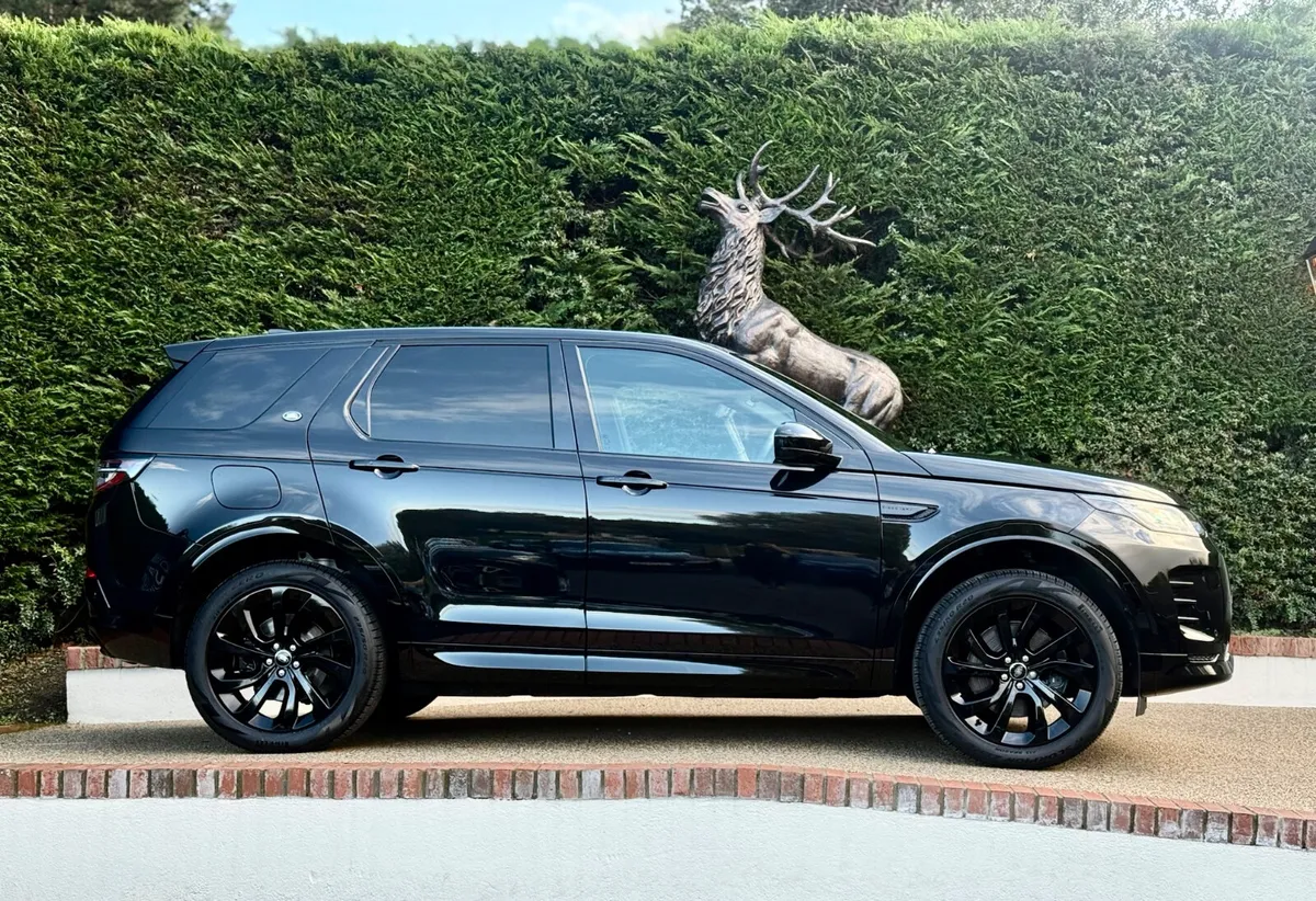 Discovery sport Dynamic se 270BHP huge spec - Image 3