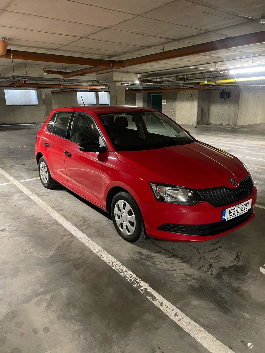 152 Skoda Fabia 1.0l petrol - Image 3