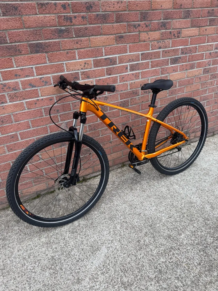 Trek Marlin 5 Mountain Bike - Image 2