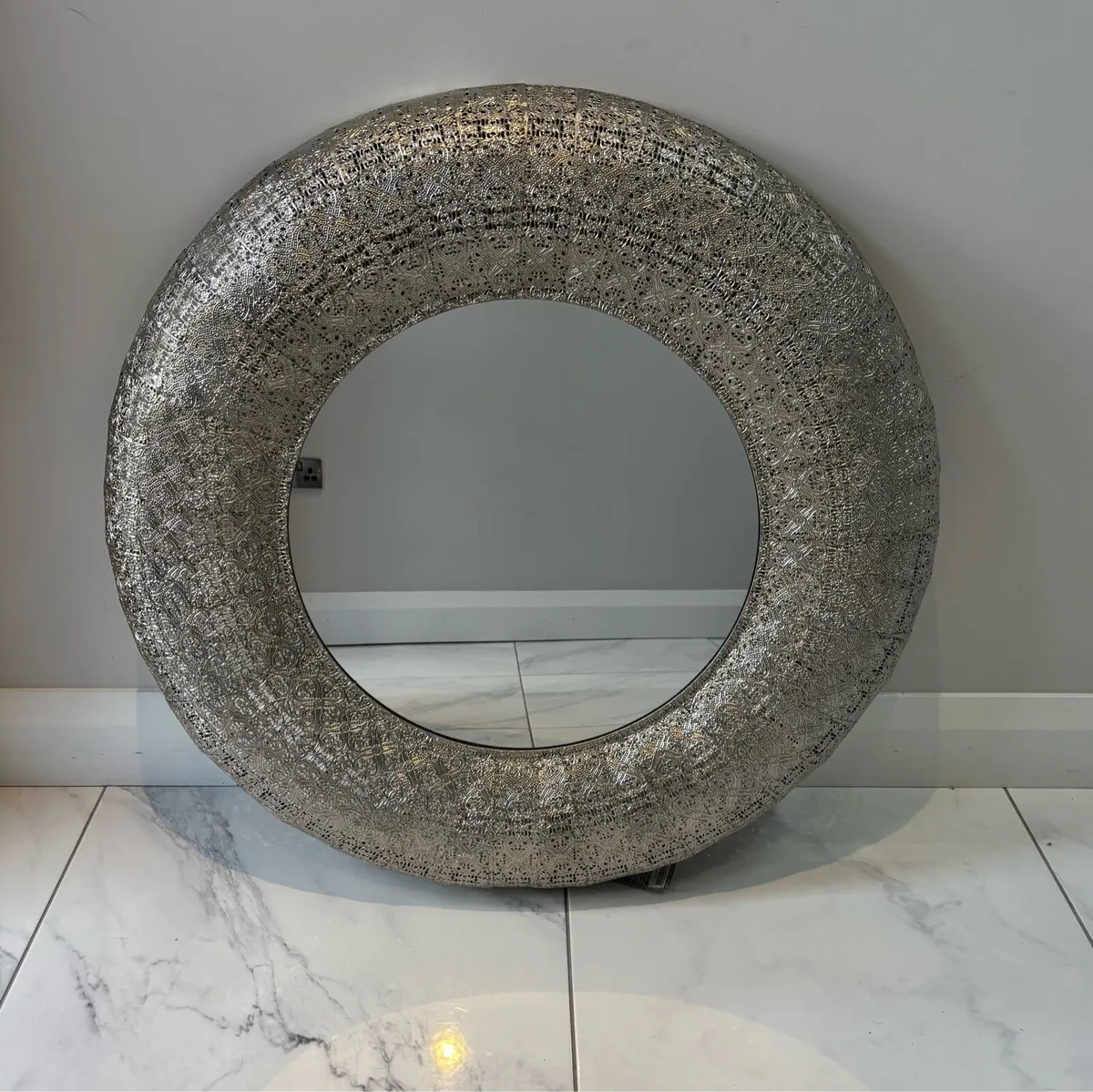 Silver Mirror - Image 2