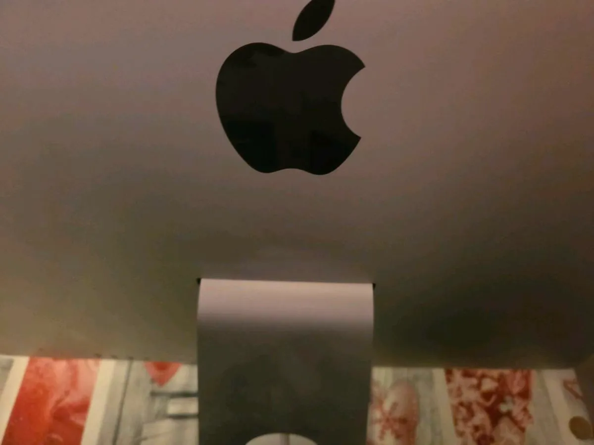 Apple Computer - Image 3