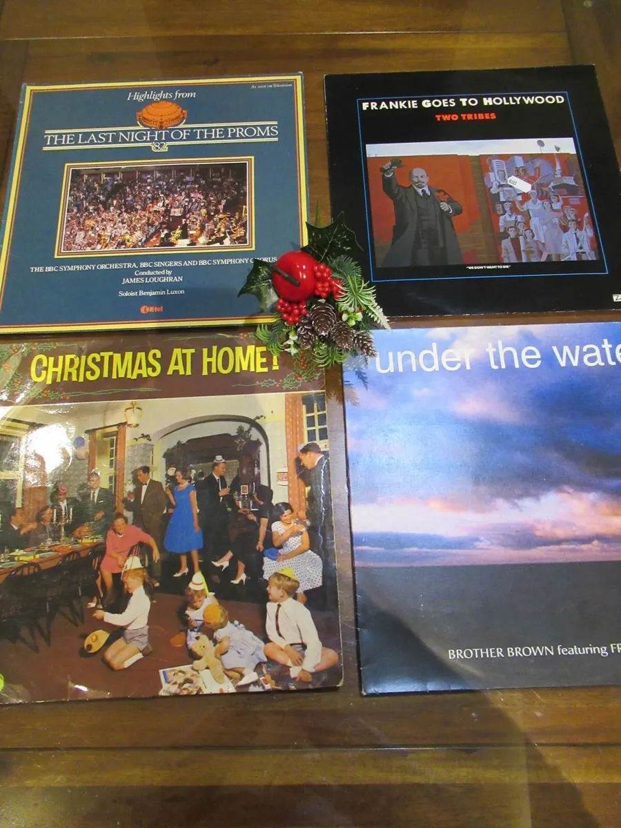 antique vintage CHRISTMAS MUSIC gift records vinyl - Image 1