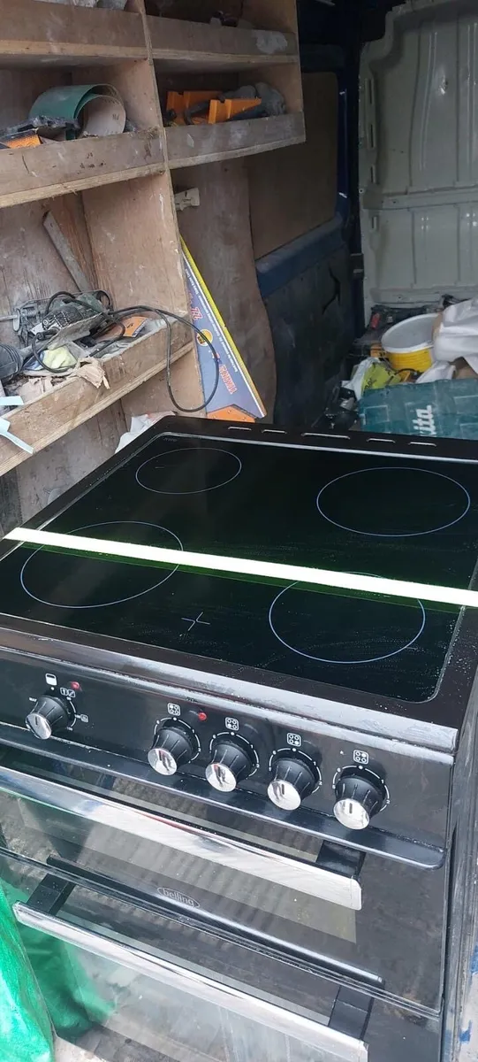 Oven - Image 1
