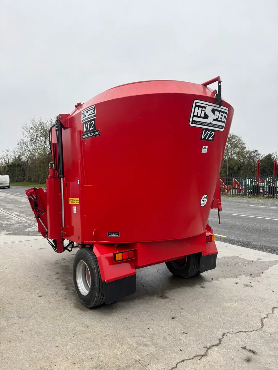 *** HI SPEC V12 TUB FEEDER *** - Image 4