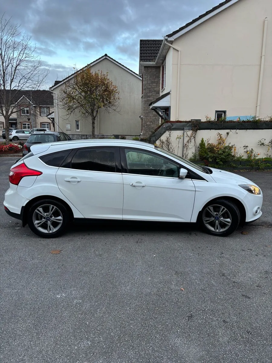 2013 ford focus - Image 4