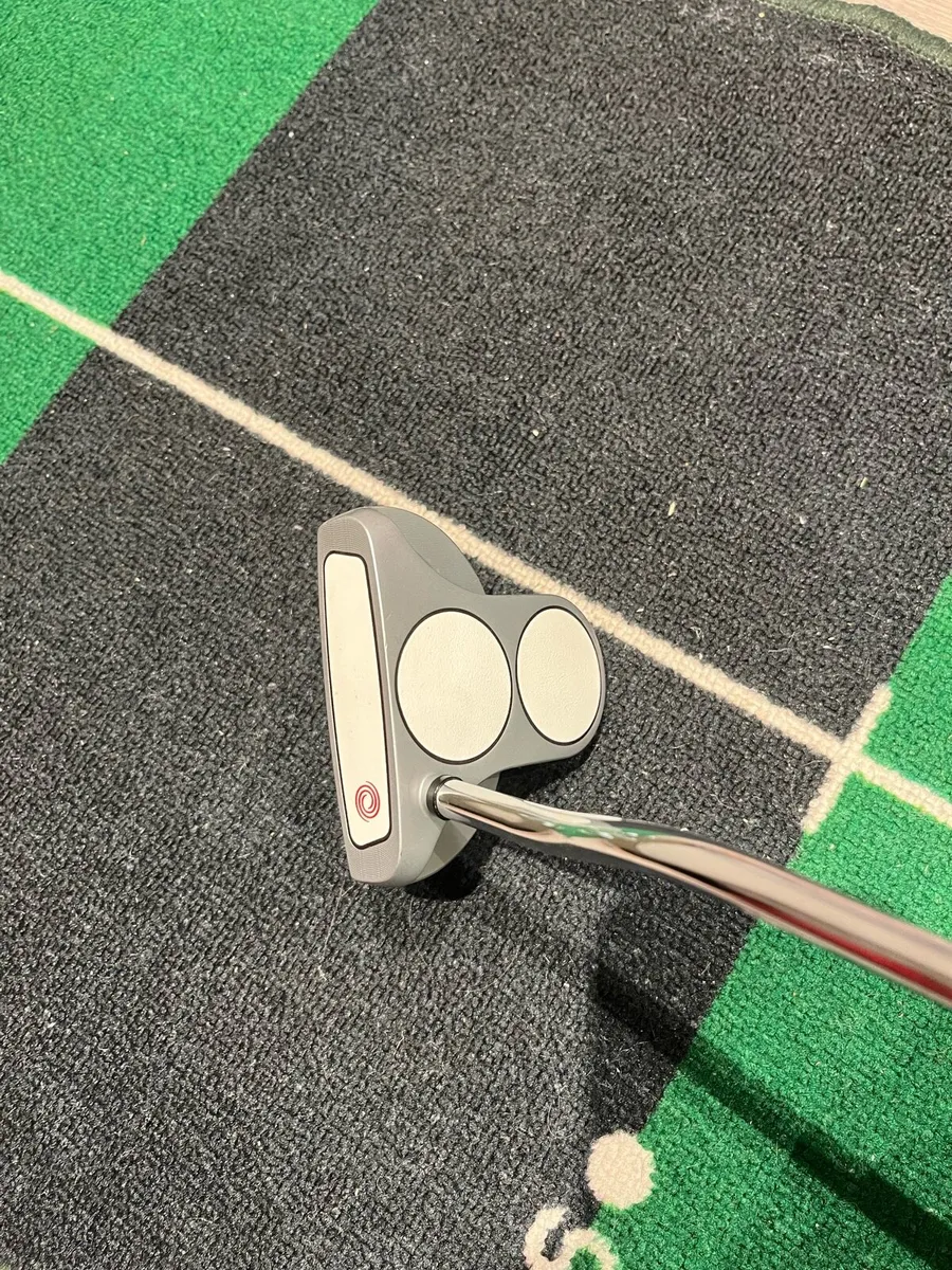Odyssey White Hot OG 2 ball putter - Image 3
