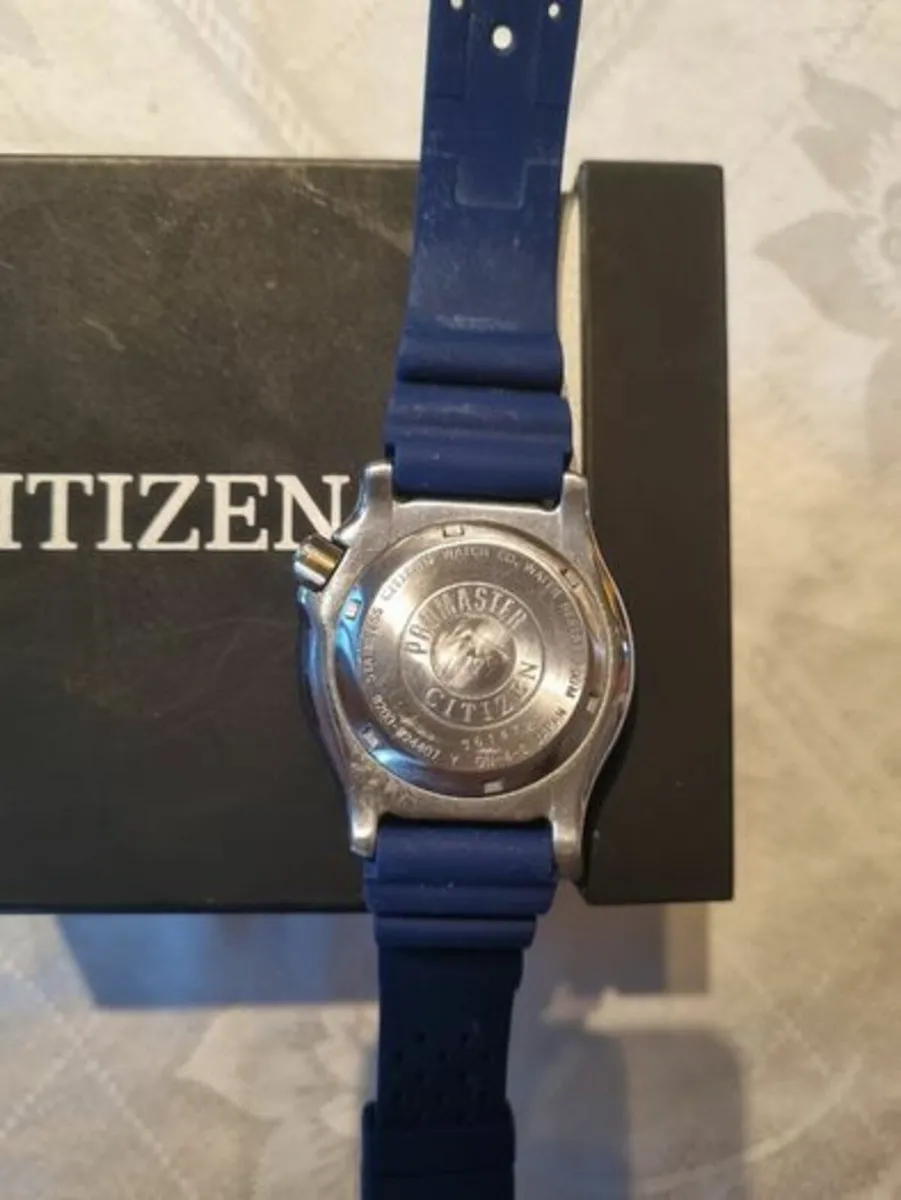 Citizen Promaster automatic diver's watch - Image 4