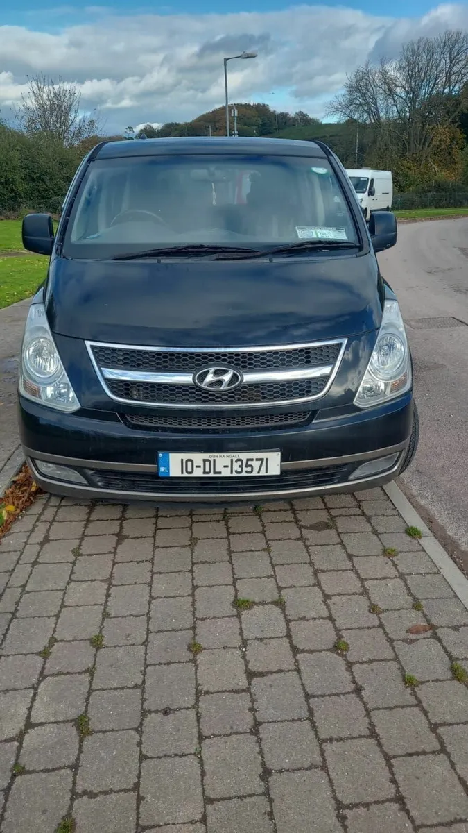 taxi - Image 1