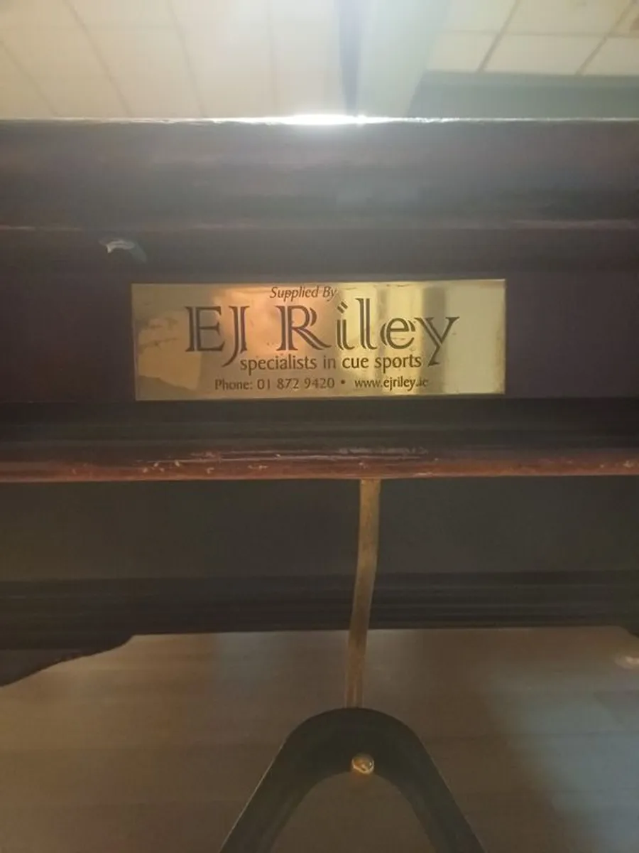 Pool Table - Image 4