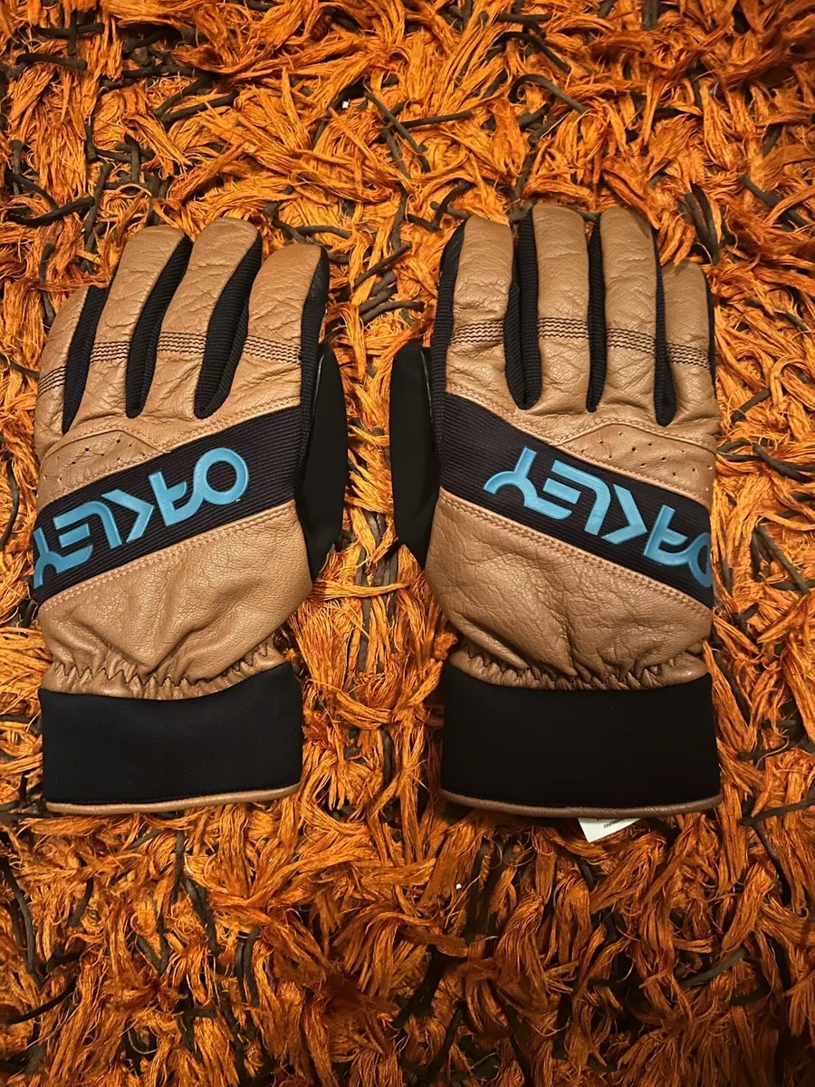 Oakley gloves - Image 1
