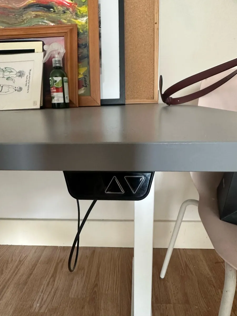 Electric Stand Up desk - Image 2