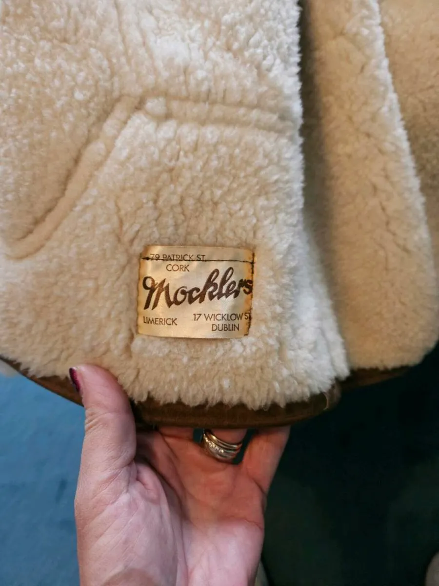 Ladies Sheepskin Mocklers Coat - Image 4