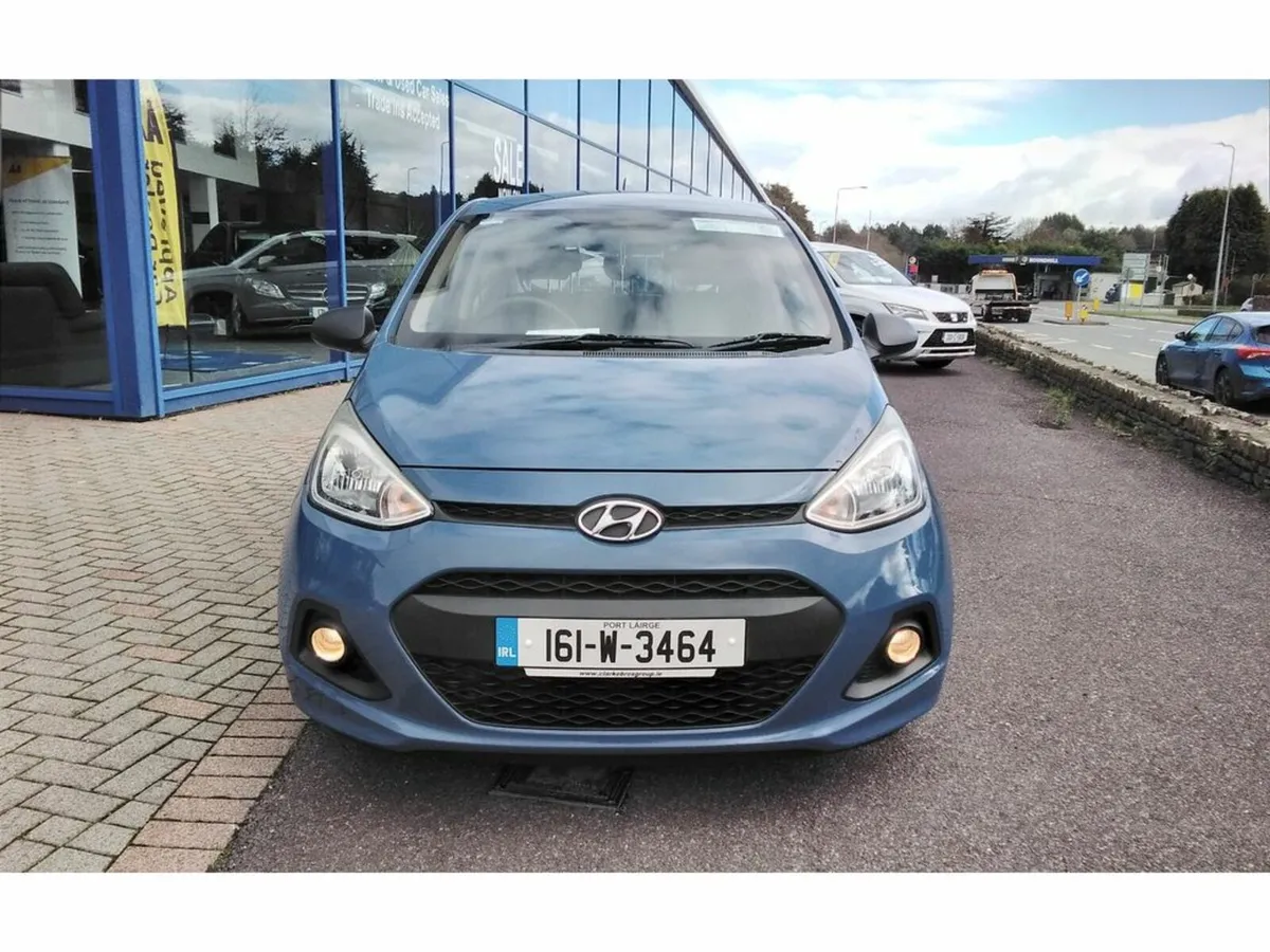 Hyundai i10 1.0 S 5DR - Image 2