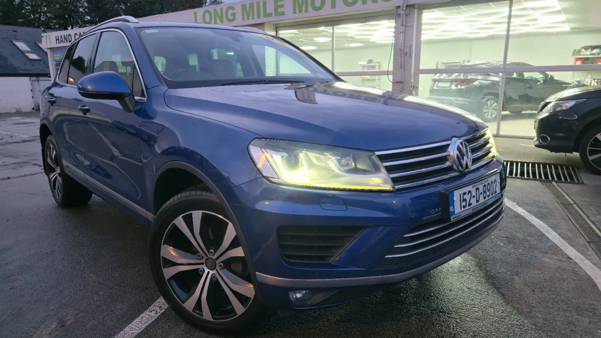 Volkswagen Touareg AUTO  AA APPROVED 5 SEATS - Image 1