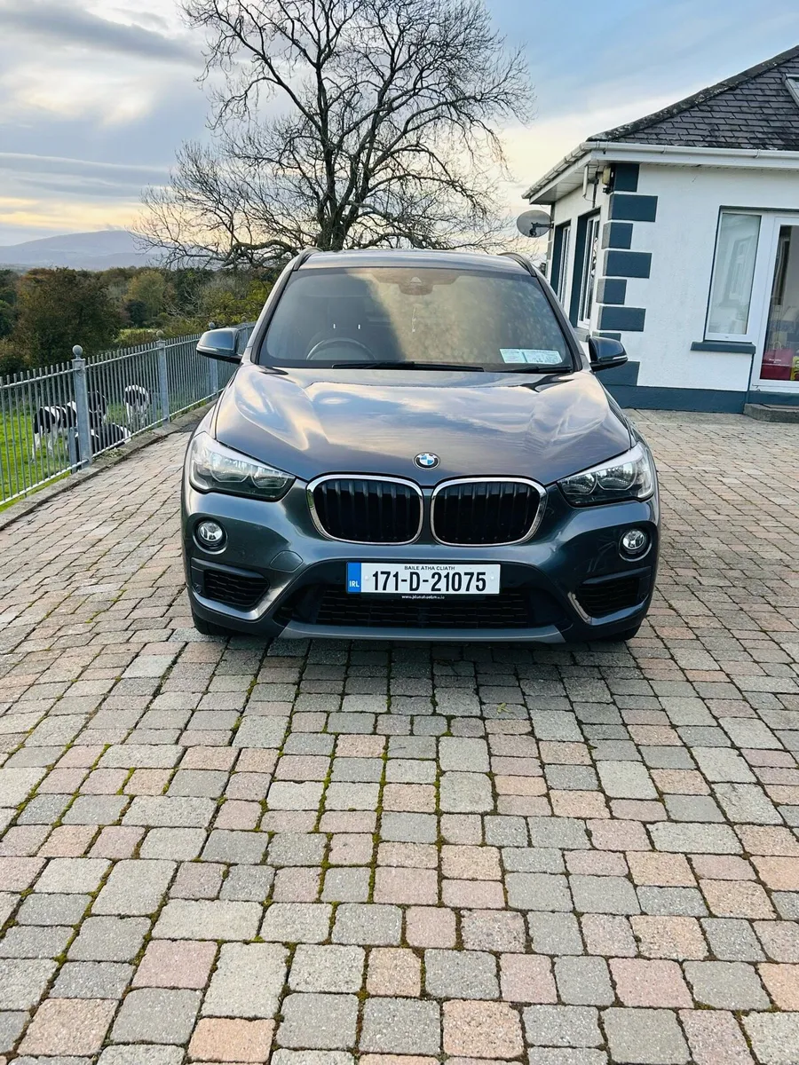 Car - Image 1