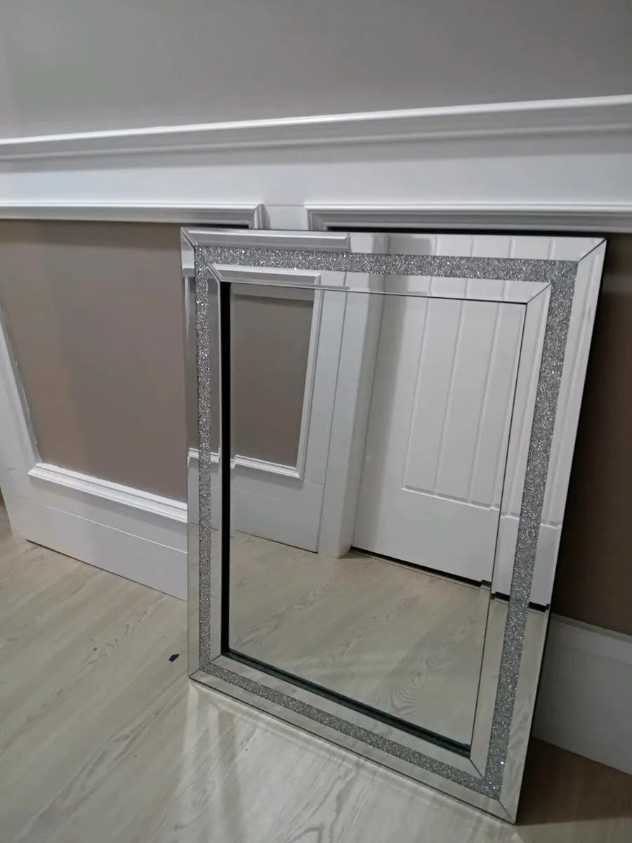Mirror - Image 1