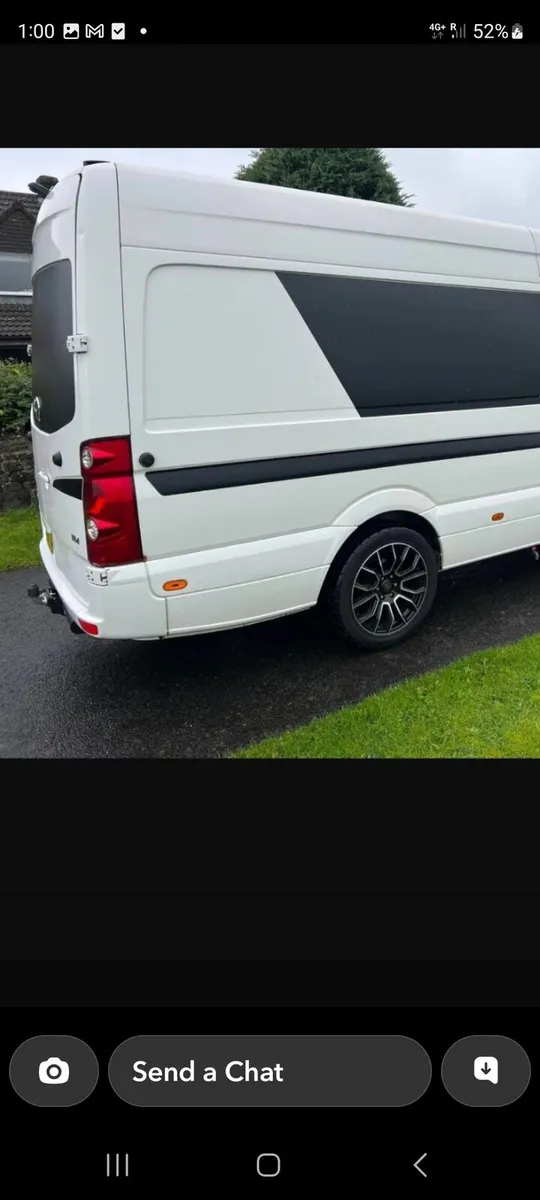 race van - Image 1