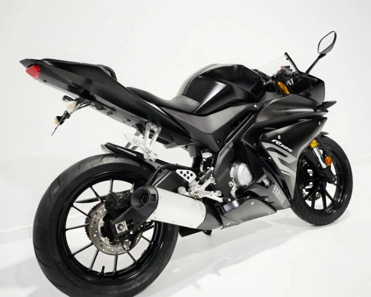 Yamaha YZF R125 - Image 4