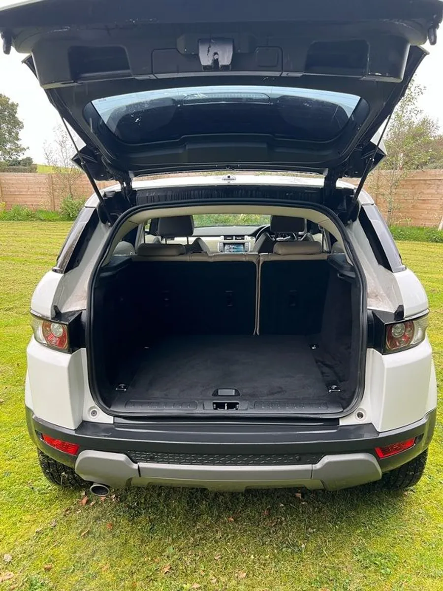 2015 Land Rover Range Rover Evoque - Image 3