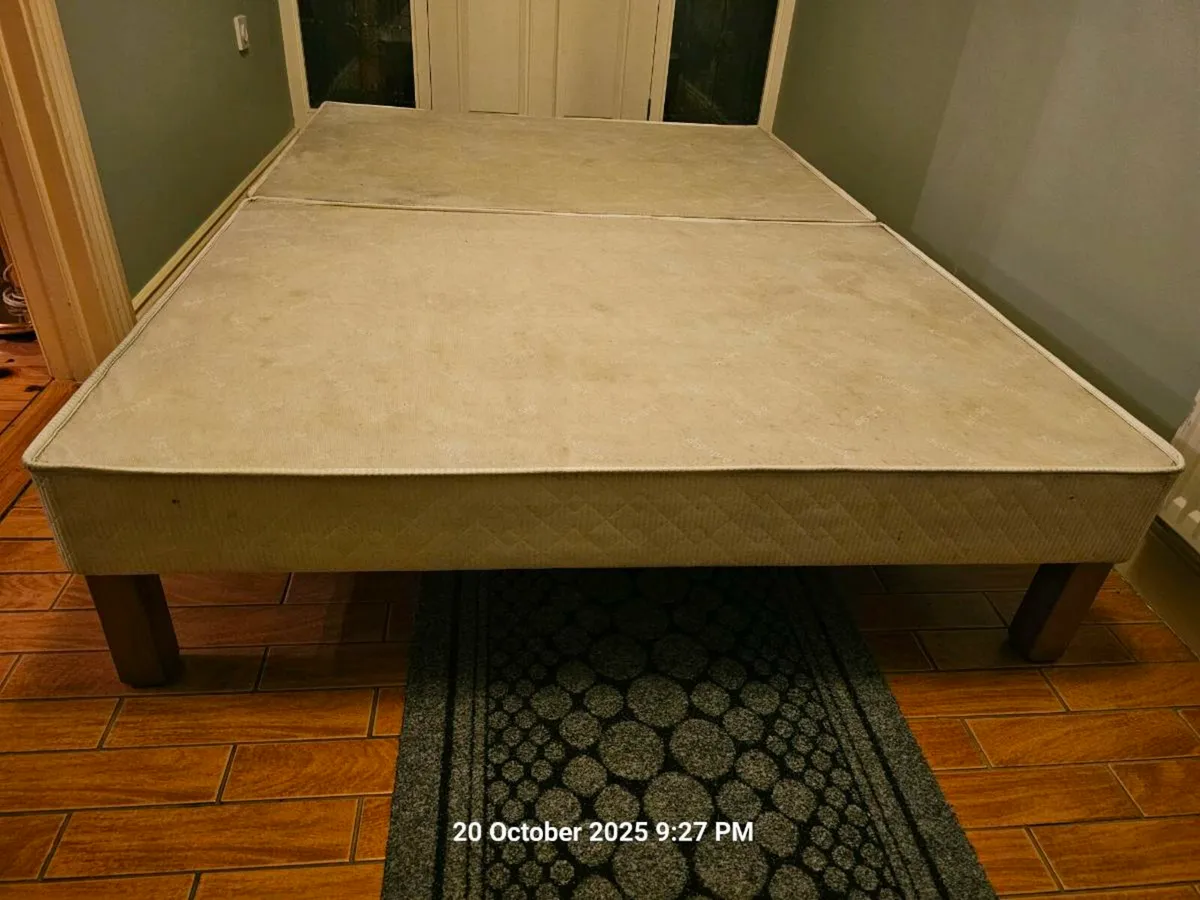 4'6" Bed base - Image 1